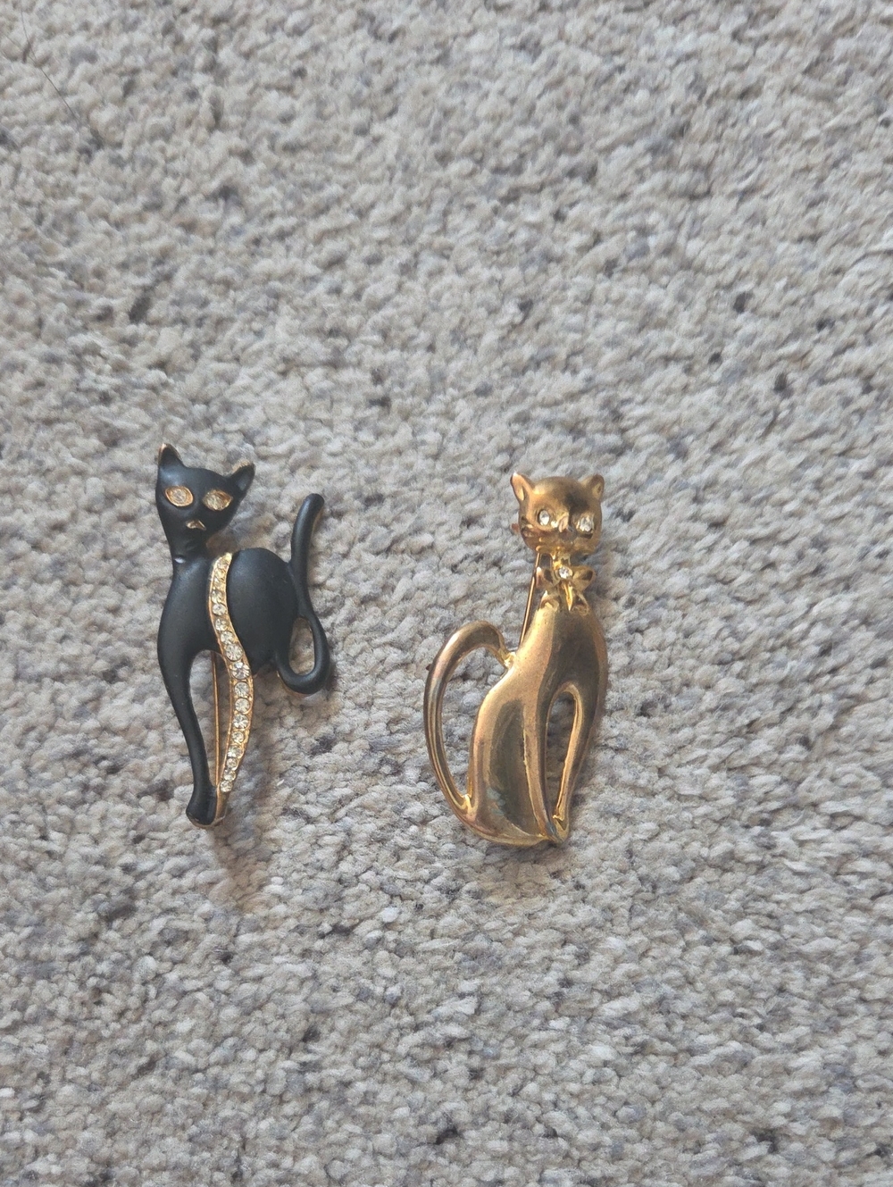Vintage Giovanni Cat Brooches